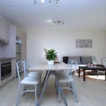 Apartment Neapolis